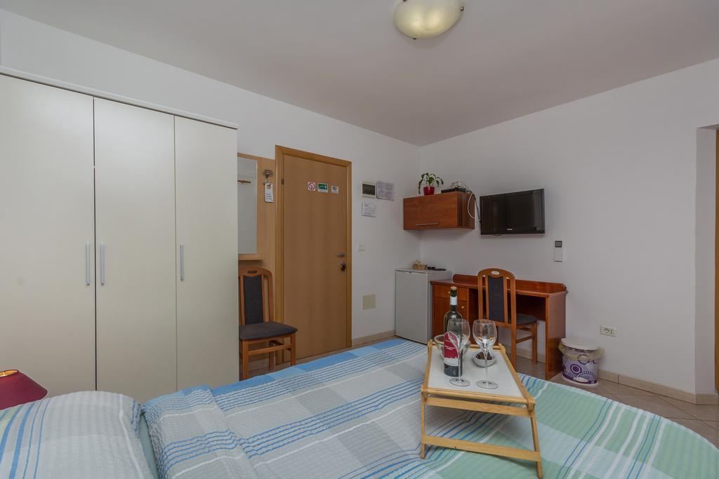 Guest House Gloria Novigrad  Luaran gambar